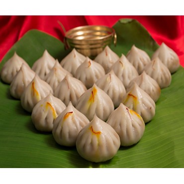 Naral-Gul-Amba Modak - 6 pieces (नारळ गुळ आंबा मोदक)